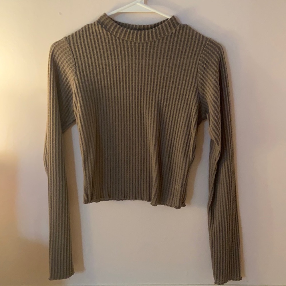 TAN WAFFLE CROP TOP - SMALL - NEVER WORN